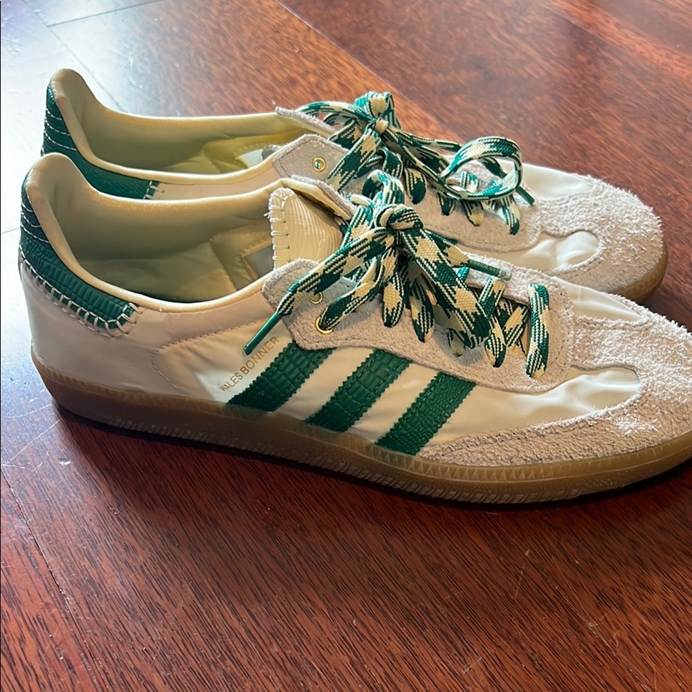 Adidas White and Green Casual Shoes